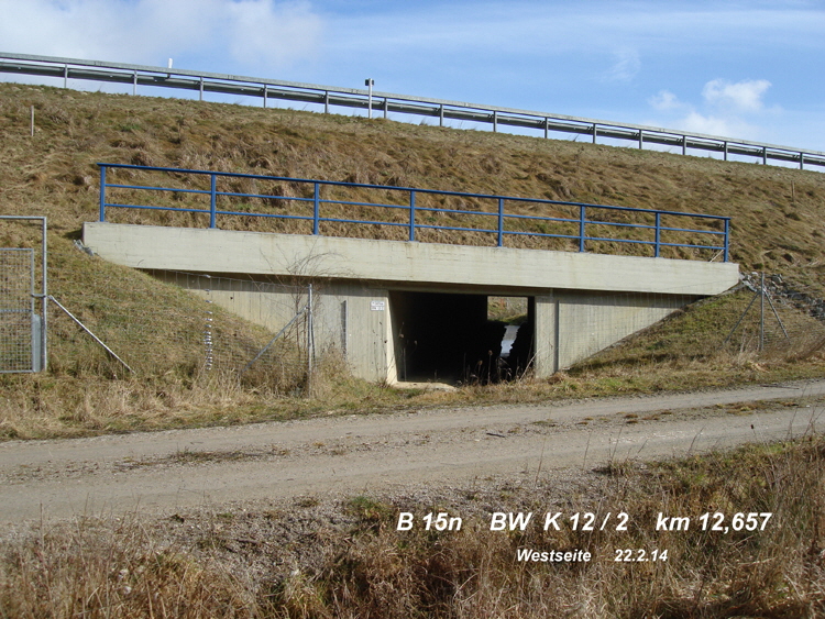 B15n vierstreifige Bundesstrae A-Bauwerk Brcke ber den Mahdgraben k12-2054 (1)