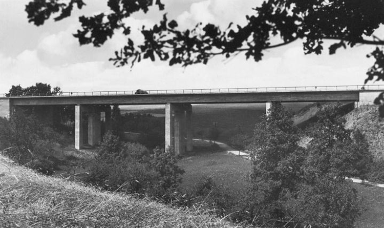 Autobahn A4 Kratzbachtalbrücke bei Hainichen 03