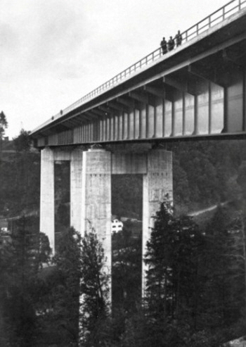 Reichsautobahnbrücke über die Mangfall A8 07