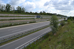 Bundesautobahn A 4 Jena Lobeda Stützmauern 80